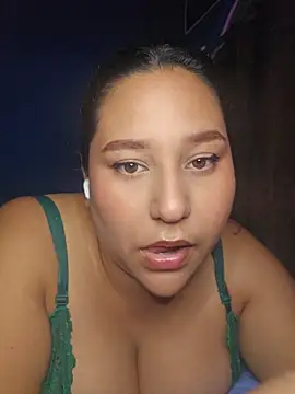 Kittysweet2001 online show from 04-01-26, 11:46