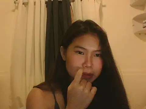 Snapshot of Allysonxx05 chatting on 07-03-26, 11:38 Allysonxx05 online show from 07-03-26, 11:38