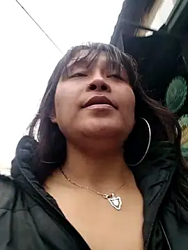 Snapshot of Mariana_eclipse chatting on 12-17-25, 12:22 Mariana eclipse online show from 12-17-25, 12:22