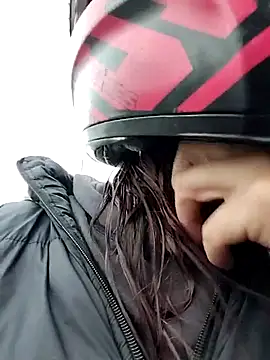 Snapshot of Mariana_eclipse chatting on 03-30-26, 11:55 Mariana eclipse online show from 03-30-26, 11:55