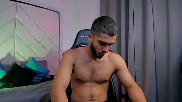 Franco banderas online show from 01-17-26, 01:05