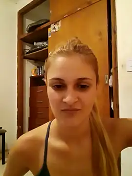 Snapshot of LA_RUB1a22 chatting on 03-17-26, 09:40 LA RUB1a22 online show from 03-17-26, 09:40