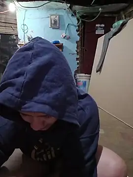 Snapshot of dakota021 chatting on 02-10-26, 02:48 dakota021 online show from 02-10-26, 02:48