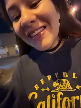 Snapshot of dakota021 chatting on 03-11-26, 03:34 dakota021 online show from 03-11-26, 03:34