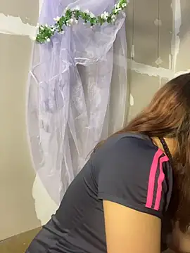 Snapshot of dakota021 chatting on 04-02-26, 12:30 dakota021 online show from 04-02-26, 12:30