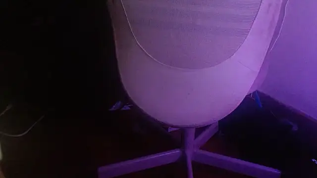 Snapshot of GetAtsmac chatting on 04-09-26, 02:22 GetAtsmac online show from 04-09-26, 02:22