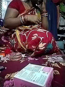 Snapshot of deshi_bhabi_Anita chatting on 03-09-26, 07:56 deshi bhabi Anita online show from 03-09-26, 07:56