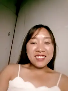 Minsssa20 online show from 04-18-26, 04:44