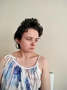 Amy01112 online show from 05-28-26, 12:02