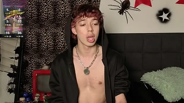 Otter Starr online show from 12-19-25, 01:01