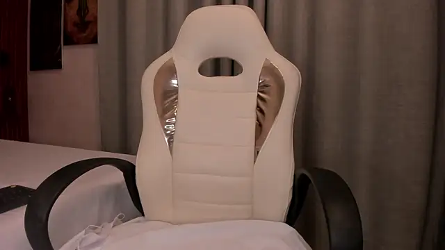 Miss dare online show from 03-17-26, 10:18