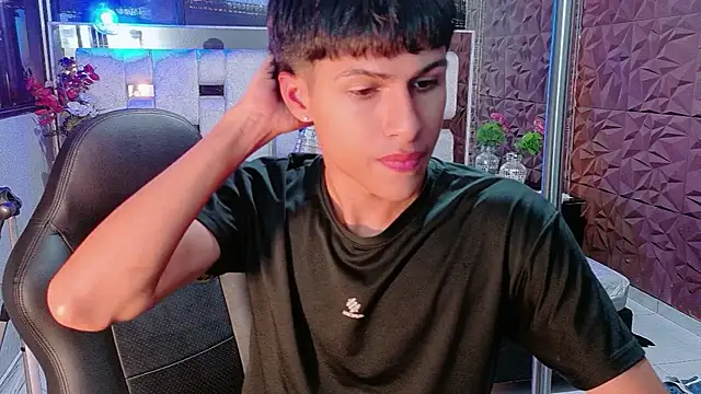 StormLuxX online show from 12-23-25, 06:44