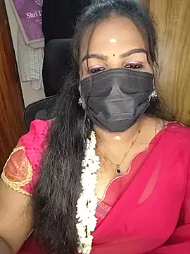 Snapshot of Tamil_Shara chatting on 07-13-26, 04:43 Tamil Shara online show from 07-13-26, 04:43
