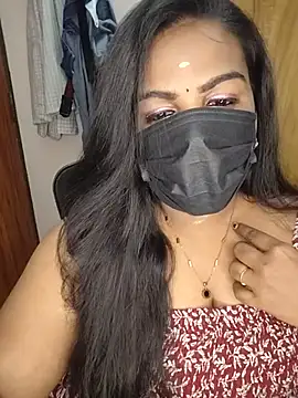 Snapshot of Tamil_Shara chatting on 07-17-26, 04:56 Tamil Shara online show from 07-17-26, 04:56