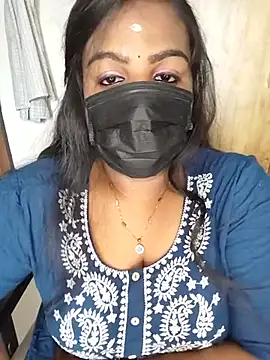 Snapshot of Tamil_Shara chatting on 07-18-26, 11:58 Tamil Shara online show from 07-18-26, 11:58