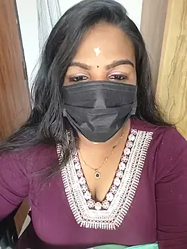 Snapshot of Tamil_Shara chatting on 07-19-26, 11:25 Tamil Shara online show from 07-19-26, 11:25