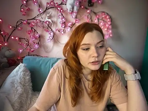 Snapshot of Ungoliant_Kiss chatting on 05-11-26, 04:04 Ungoliant Kiss online show from 05-11-26, 04:04