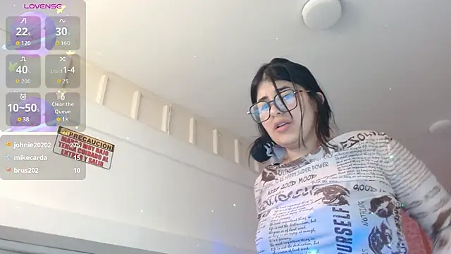 Nina harpper  online show from 03-14-26, 01:12