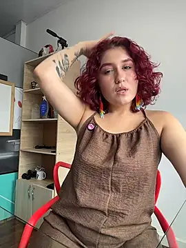 MissSavage  online show from 05-25-26, 06:58