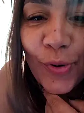 Snapshot of soy_sofie1 chatting on 02-04-26, 01:11 soy sofie1 online show from 02-04-26, 01:11