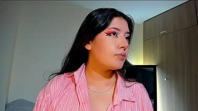 x Adeline  online show from 05-06-26, 02:29