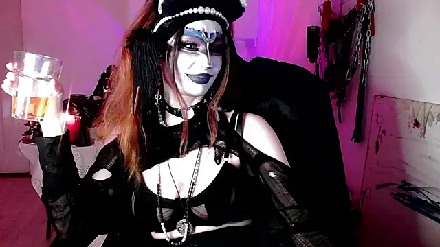 EmpressMorrigan online show from 02-05-26, 01:05