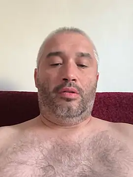 Olomoucak1982 online show from 06-25-26, 05:39
