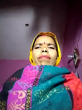 Snapshot of Chetna_sharma chatting on 01-06-26, 03:05 Chetna sharma online show from 01-06-26, 03:05