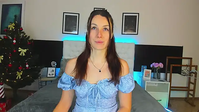 KiraNeeww online show from 01-08-26, 06:59