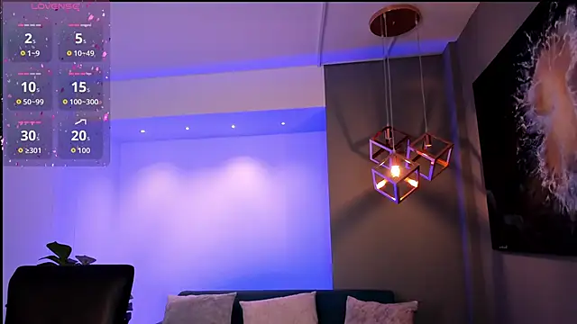 TiffanyHoustton online show from 03-29-26, 12:16