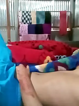 naughtygirl96 online show from 04-06-26, 04:57