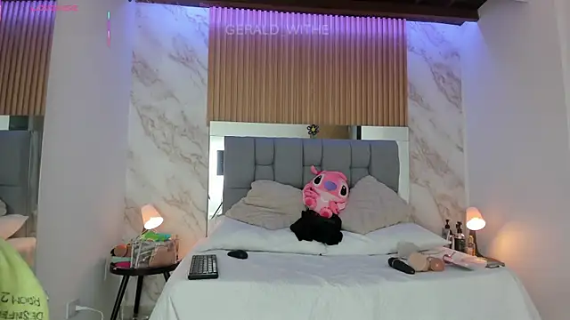 Snapshot of gerald_withe chatting on 04-13-26, 11:37 gerald withe online show from 04-13-26, 11:37