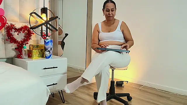 Sara BigAss- online show from 02-20-26, 08:09