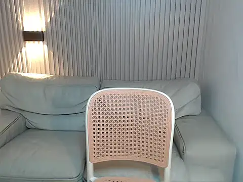 Snapshot of TheBoyAboveYou chatting on 12-05-25, 04:25 TheBoyAboveYou online show from 12-05-25, 04:25