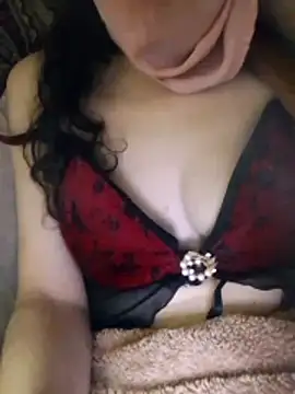 Snapshot of Almas-arabic chatting on 04-03-26, 06:39 Almas-arabic online show from 04-03-26, 06:39