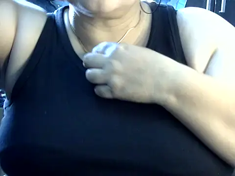 Snapshot of Soniya_Sha chatting on 08-08-26, 09:22 Soniya Sha online show from 08-08-26, 09:22