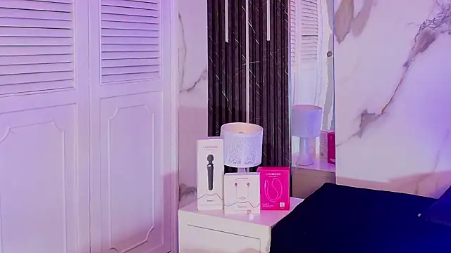 BellaHarpeer online show from 02-15-26, 07:51