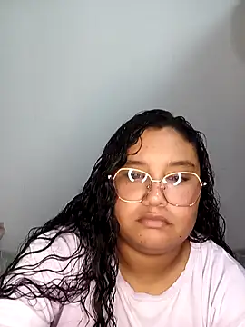 VaneandRossy online show from 05-06-26, 04:34