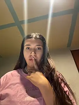 Alix Rousses21 online show from 04-11-26, 12:04