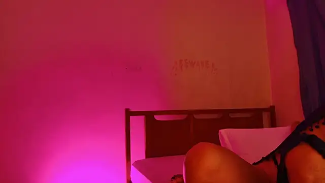 MoonLipsON- online show from 05-31-26, 09:27