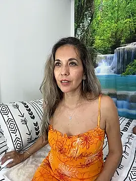 Snapshot of sandrafarrely chatting on 01-16-26, 03:49 sandrafarrely online show from 01-16-26, 03:49