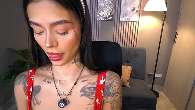 VegaLuxe online show from 07-12-26, 07:38