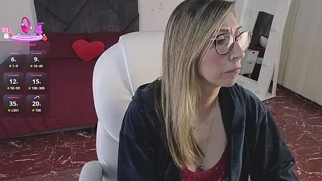 Scarlett 079 online show from 04-05-26, 12:02