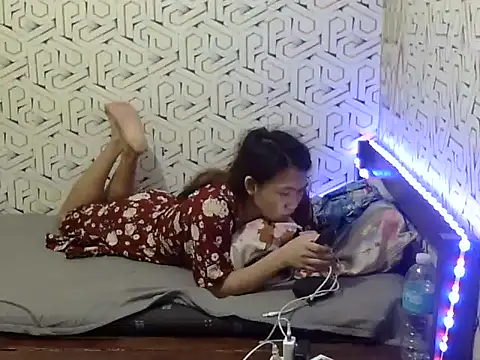 luna love bitex online show from 04-14-26, 07:42