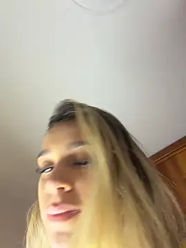 Sophie-velvet online show from 06-30-26, 04:19