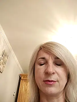 AhlyssaLove1155 online show from 05-29-26, 04:16
