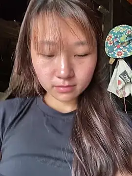 Snapshot of hinata-xx chatting on 04-15-26, 05:47 hinata-xx online show from 04-15-26, 05:47