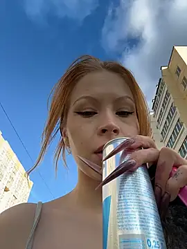 Snapshot of _Little_Ginger chatting on 06-21-26, 03:03 Little Ginger online show from 06-21-26, 03:03
