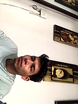 Patrick3 5556 online show from 12-22-25, 09:01