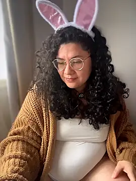 VanesssaMilf  online show from 04-02-26, 01:20